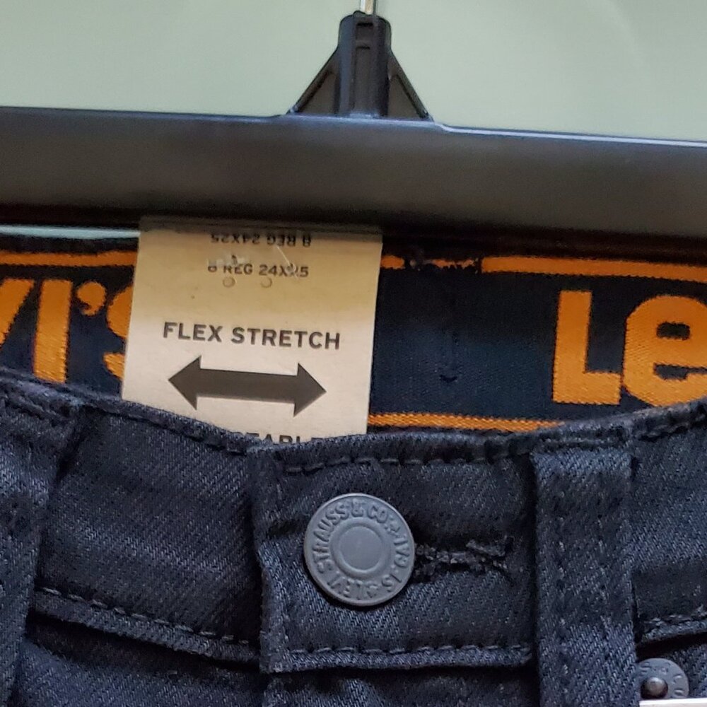 Jeans - Picture 3 of 3